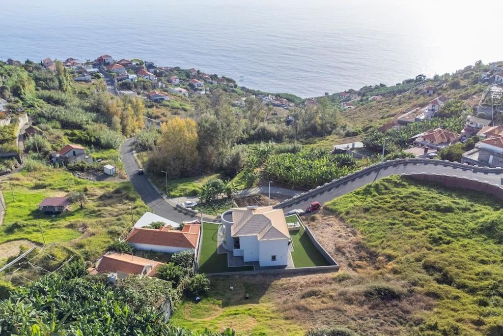 Yuri Big House Ribeira Brava